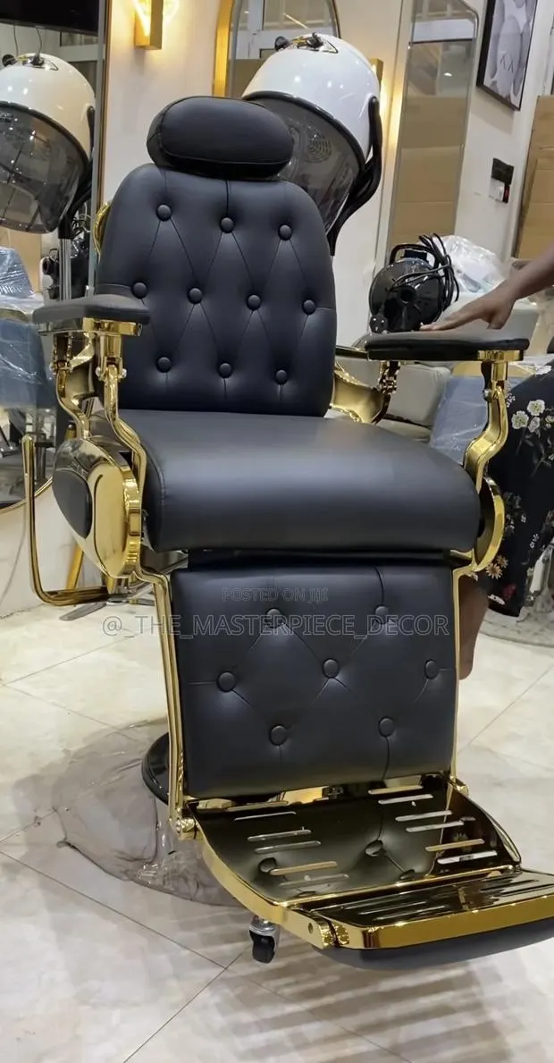 Exclusive Premium Barbering Chair and Hair Salon Chair Accra · Photo 3