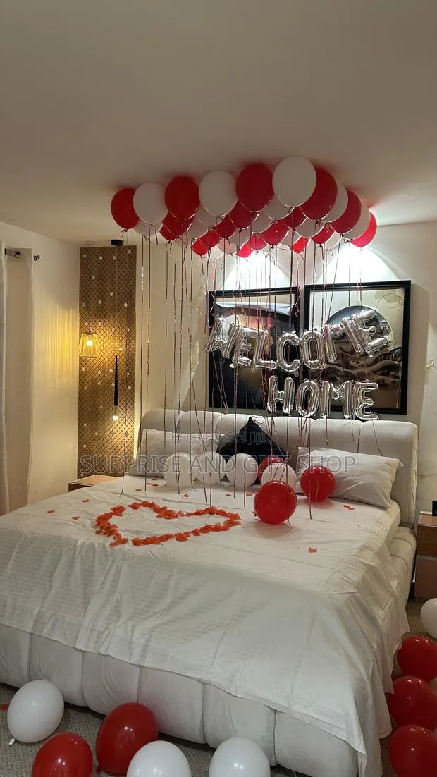 Balloon Room Decor · Photo 1