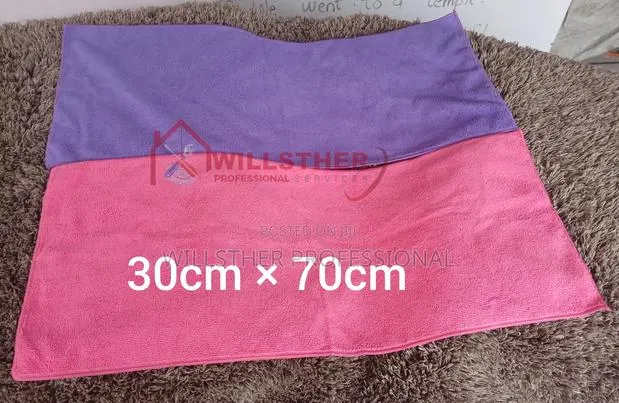 Glass Cleaning Microfiber Dusters · Photo 1