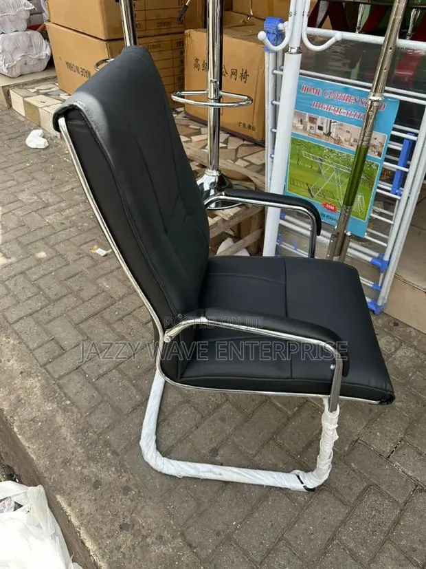 Office Chair · Photo 1