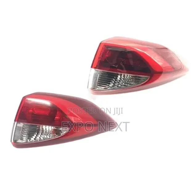 Hyundai Tucson 2016-2018 Tail Lights · Photo 1
