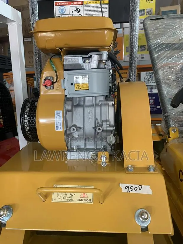 Robin Plate Compactor · Photo 1
