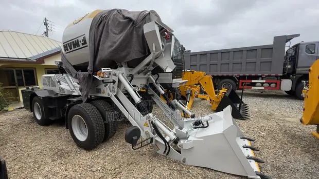 Self Loading Concrete Mixer for Sale (Brand New) Fman Brand · Photo 1