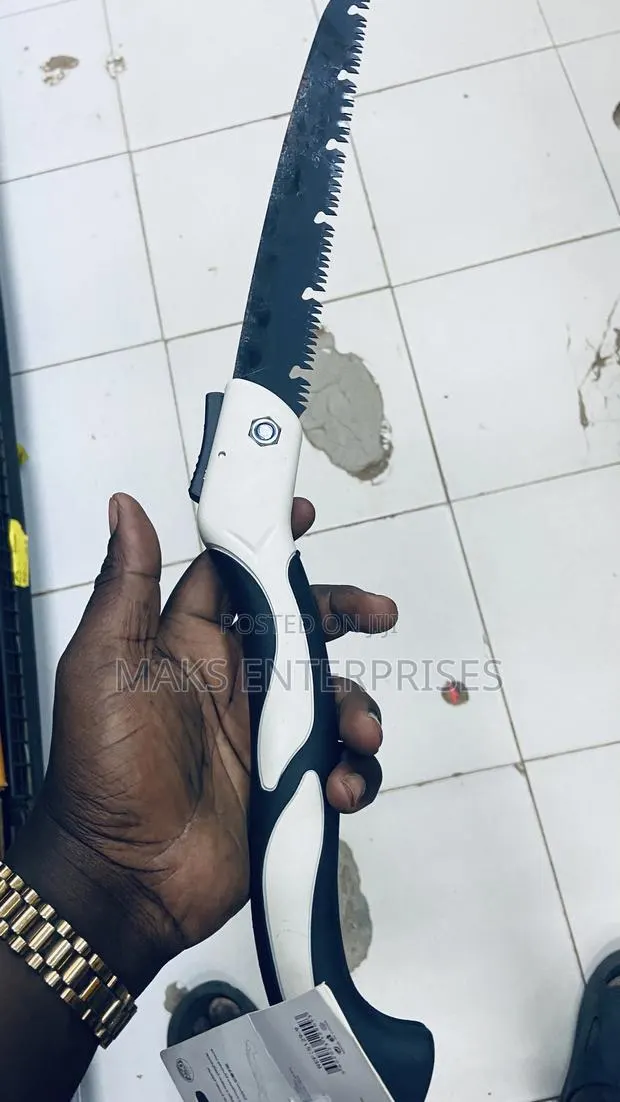 Foldable Cutting Saw · Photo 1