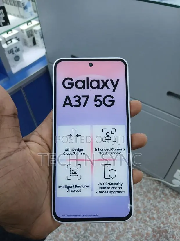 New Samsung Galaxy A37 256 GB White · Photo 2