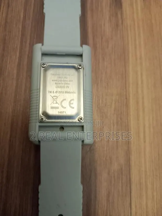 Nintendo Game Boy Digital Wristwatch (Paladone) · Photo 2