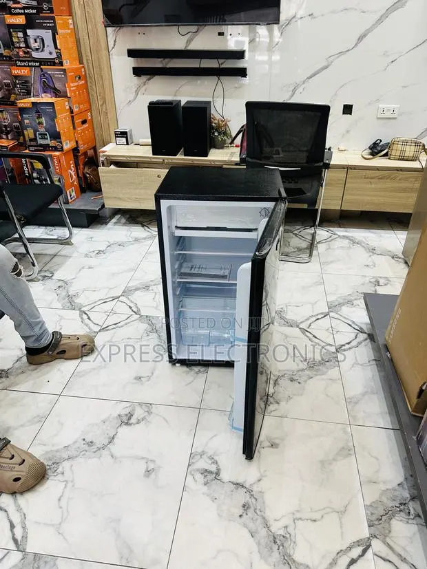 Very Cool New Black Fridge Nasco Table Top Mini. Fridge · Photo 1