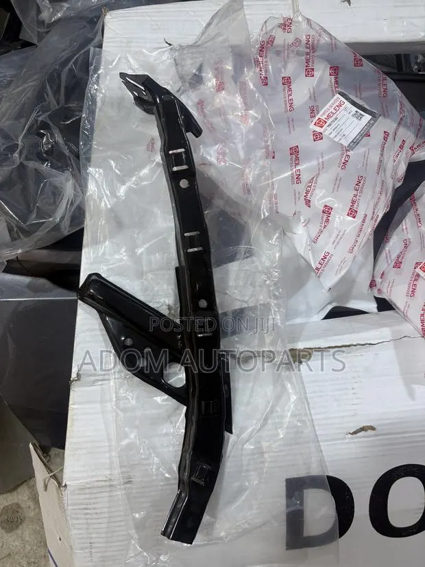 Honda Civic Headlight Seat 2012 2013 2014 2015 · Photo 1
