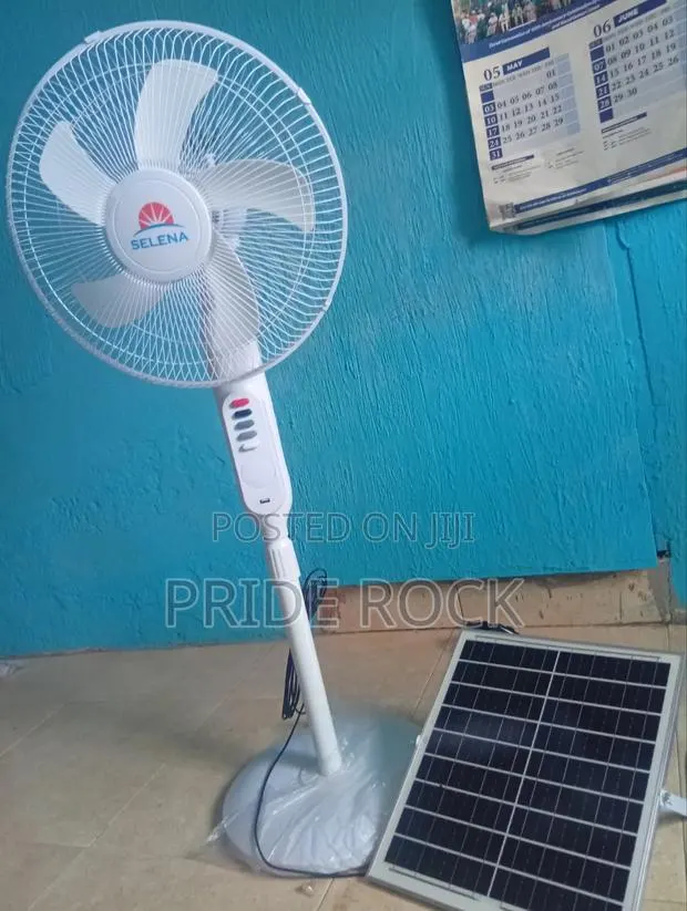 Rechargeable Solar Fan · Photo 1