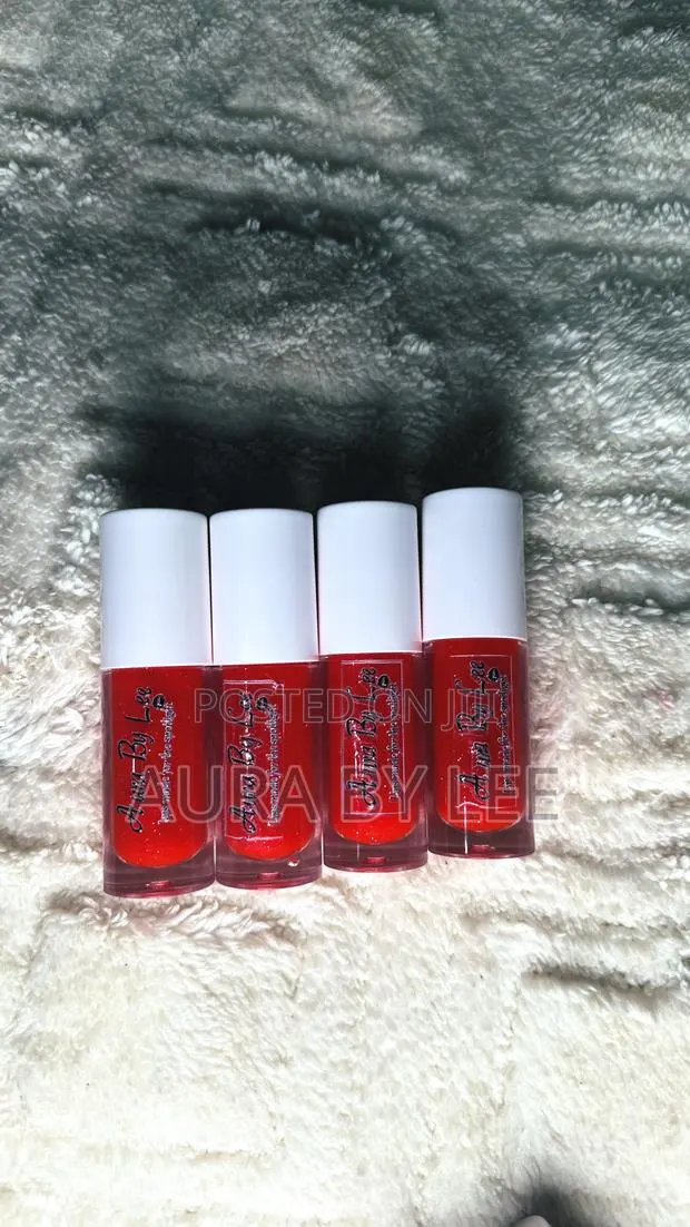Red Lipgloss · Photo 1