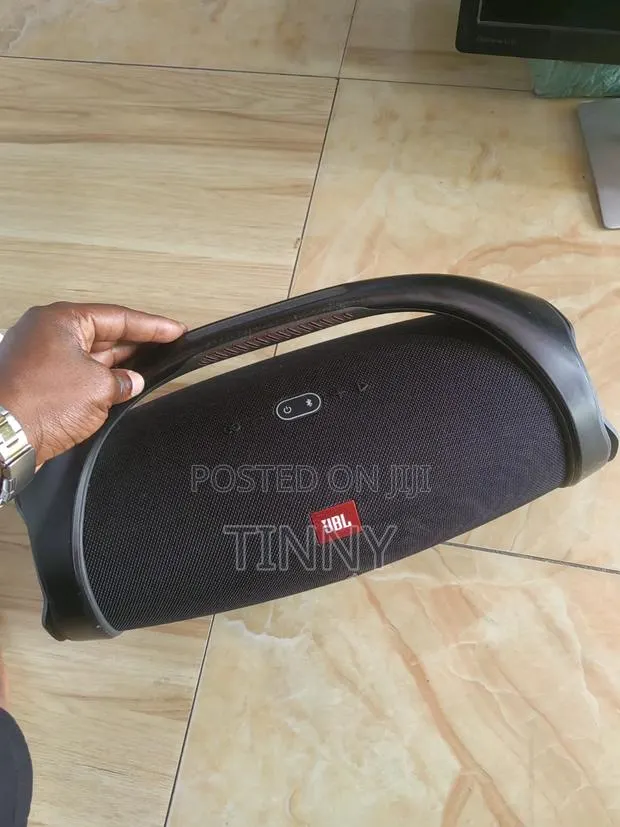 Boom Box 2 · Photo 1