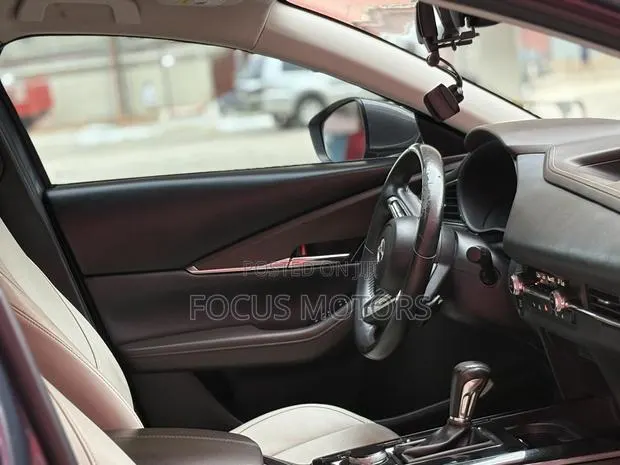 Mazda CX-30 2022 Blue · Photo 1