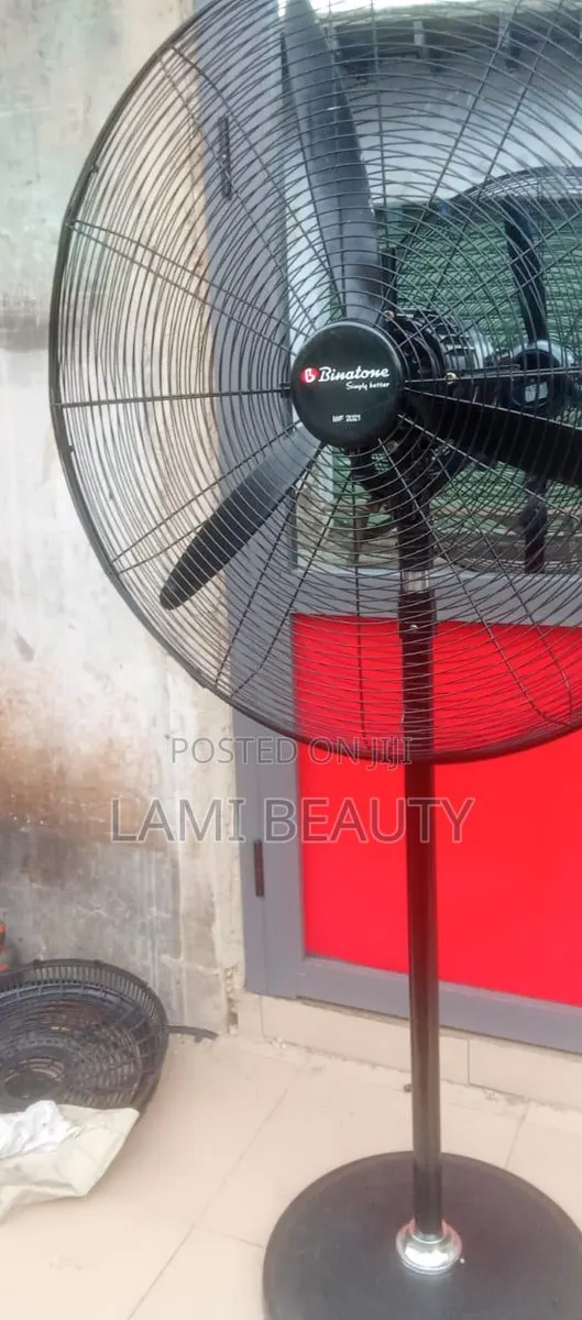 Binatone 30 Inch Industrial Standing Fan · Photo 1