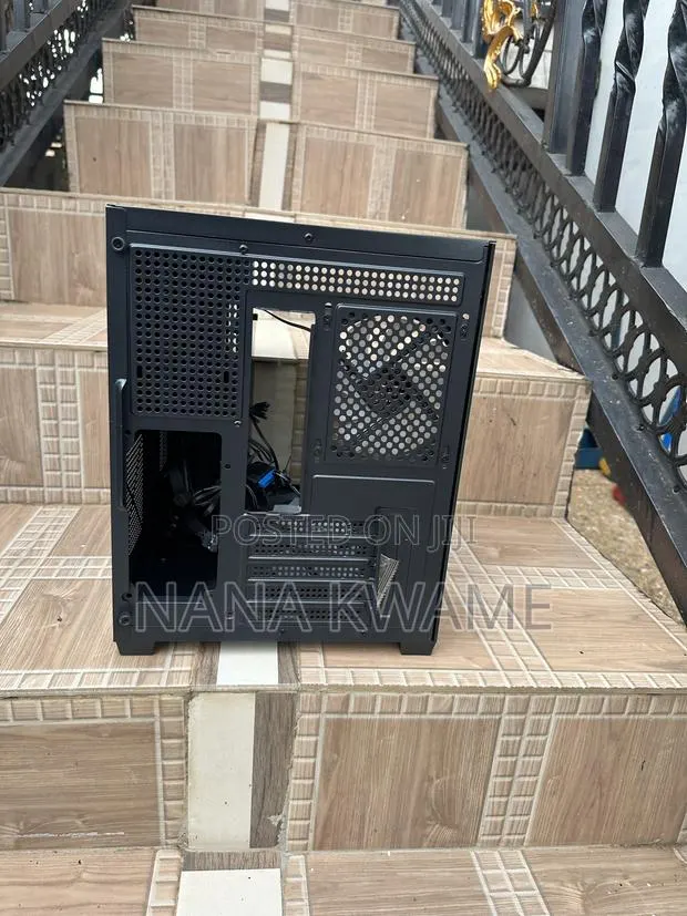 SAMA SV01 Gaming Case · Photo 3