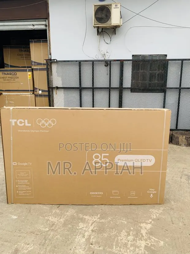 Extremely Classic TCL 85p7L 85” Qled Smart Screen TV · Photo 1