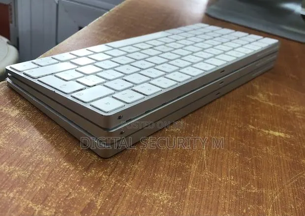 Magic Keyboard · Photo 1