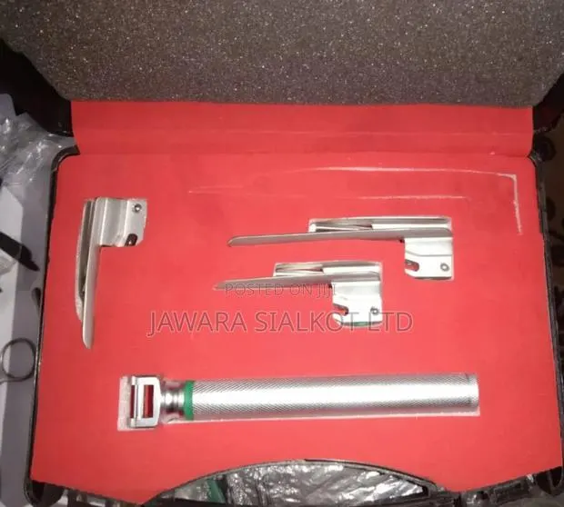 Laryngoscope Fibre Optic Miller 3 Blades Ss Plastic Box · Photo 1