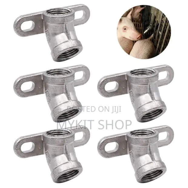 Pig Drinker Elbow Connector · Photo 1