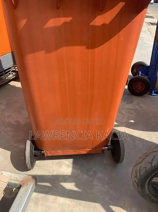 Dustbin for Domestic Use · Photo 1