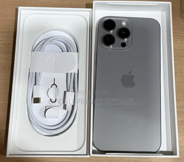 New Apple iPhone 16 Pro Max 512 GB Gray · Photo 1