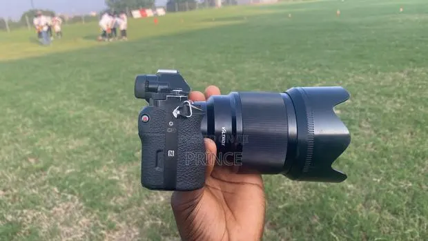 Sony A7 With 85mm F 1.8 · Photo 1