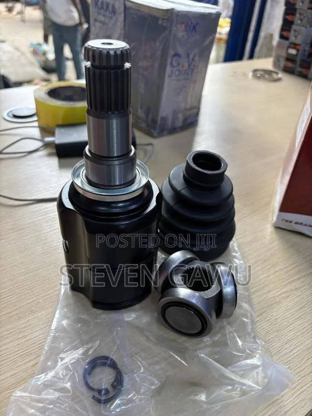 Toyota Corolla Boots Brand New · Photo 1