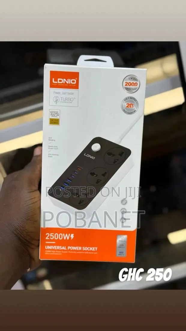 Power Socket · Photo 1