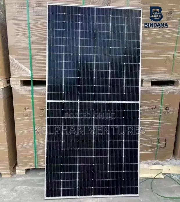 200w Monocrystalline Solar Panel · Photo 1