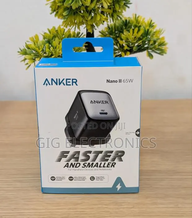 Anker Nano Ii Usb C Charger 65w · Photo 1