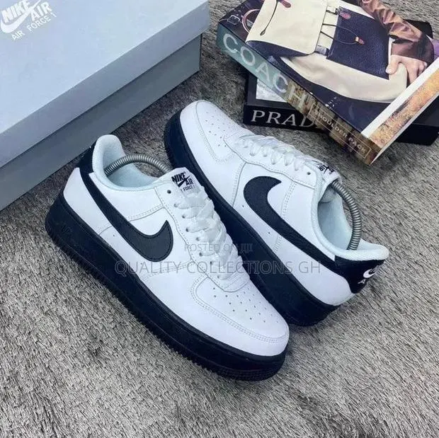 Airforce White With Black Sole · Photo 1