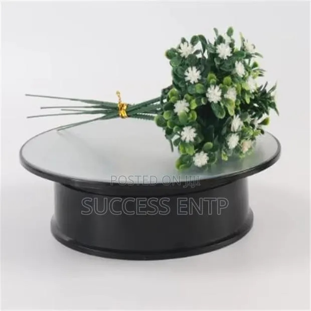 Turn Table Display · Photo 1