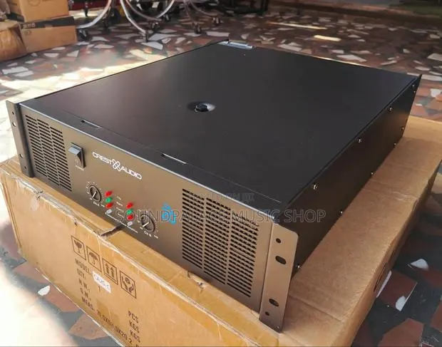 Crest Audio CA20 Professional Power Amplifier · Photo 1