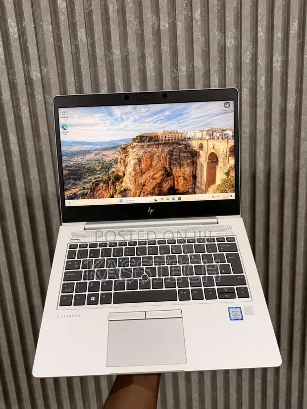 Laptop HP EliteBook 840 G6 8GB Intel Core i5 SSD 256GB · Photo 1