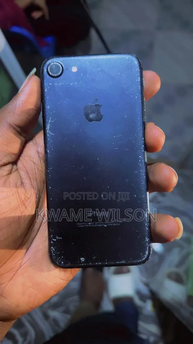 Apple iPhone 7 32 GB Black
