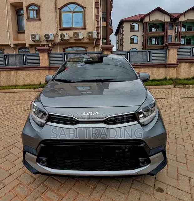 Kia Picanto 2022 Gray · Photo 1