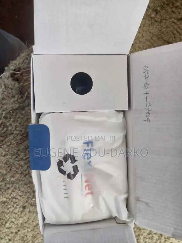 Wifi Router · Photo 1