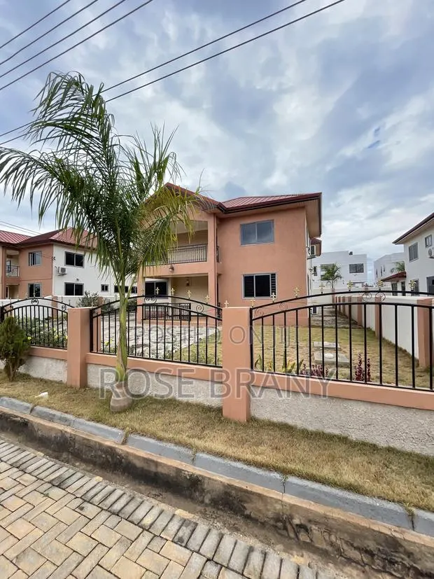 4bdrm House in Accra Metropolitan for sale · Photo 1