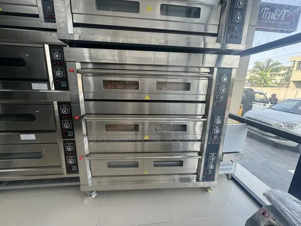 Tripple Deck 9 Tray Baking Gas Oven · Photo 1