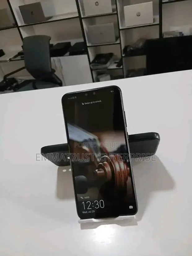 New Huawei Y9 2019 64 GB Black · Photo 1