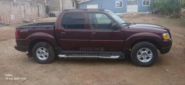 Ford Explorer Sport Track Automatic 2003 Red · Photo 1