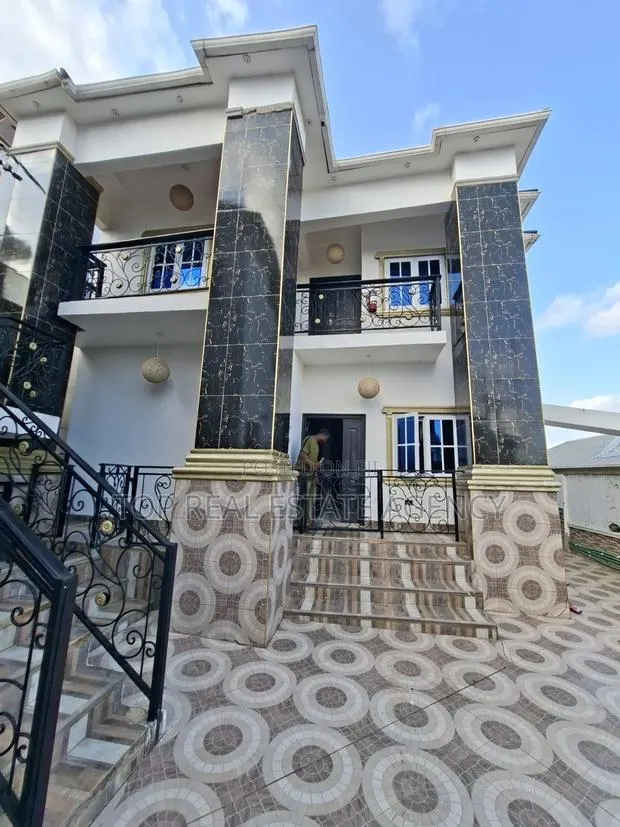 Furnished 2bdrm Apartment in Ashomang Estate, Pure Water for rent · Photo 1