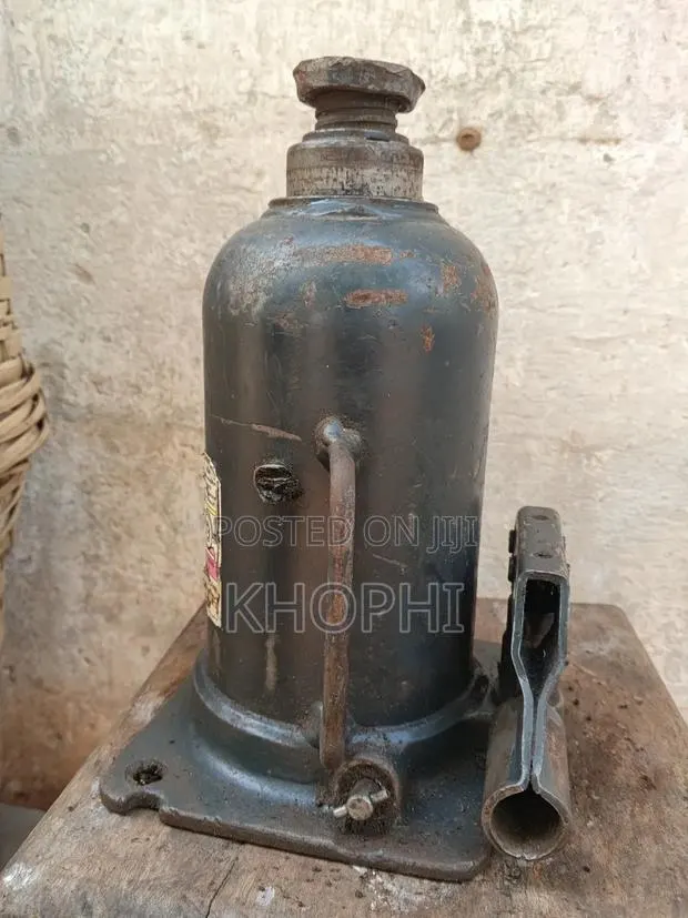Home Used Hydraulic Jack · Photo 1