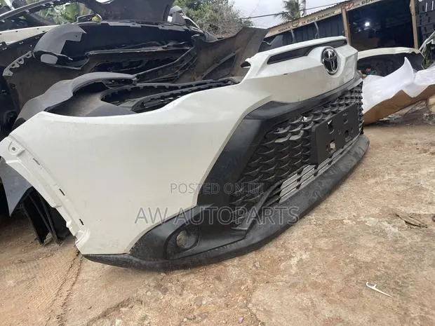 Toyota Cross 2021-2024 F Bumper Complete · Photo 1