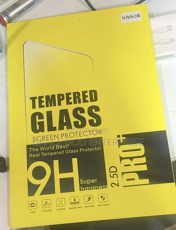 iPad Air 13 Pro 13 Inches Screen Protector 2024 M4 · Photo 1