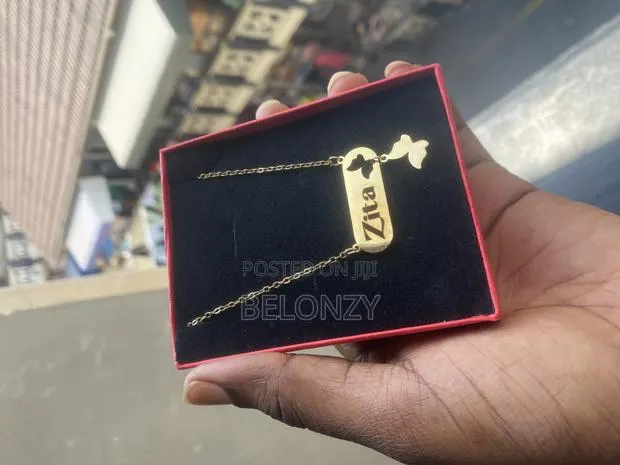 Customized Necklaces · Photo 1