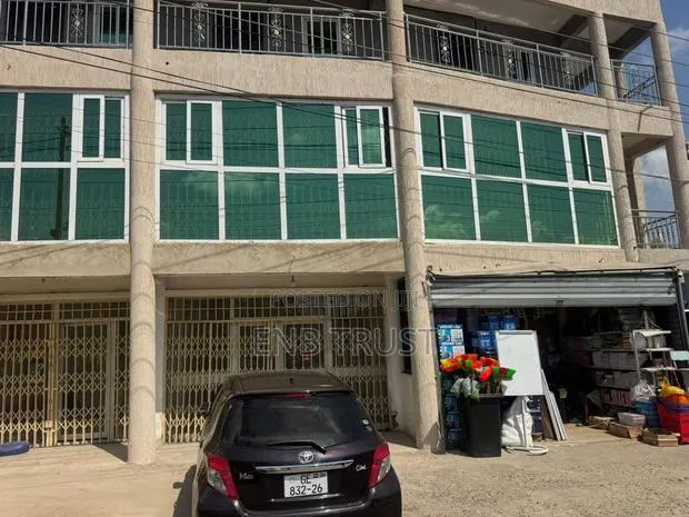100 SQM Office Space for Rent at Dome Market · Photo 1