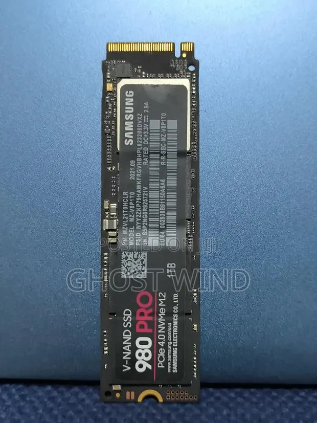 Samsung SSD Drives · Photo 1