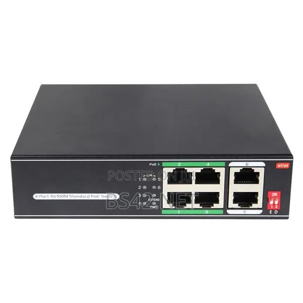 4 Port POE Switch · Photo 1