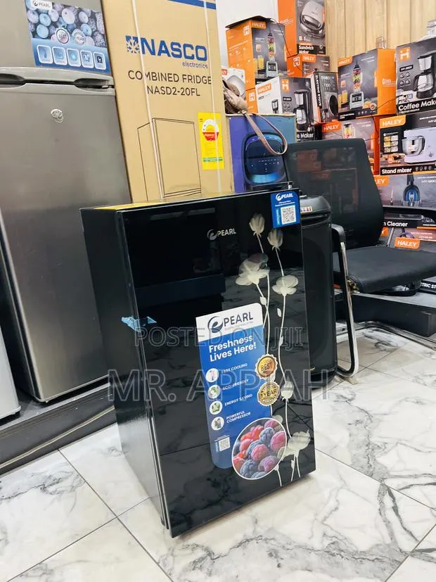 Extremely Affordable Pearl Single Door Table Top Refrigerator(Black) · Photo 1