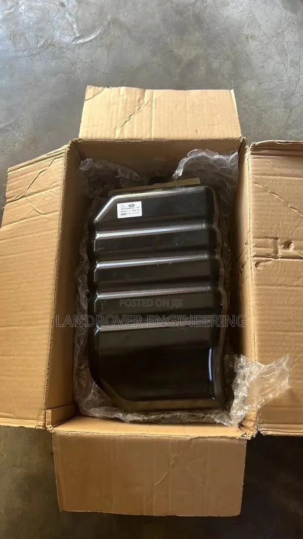 <Land Rove> Air Compressor Suspension Pump · Photo 1